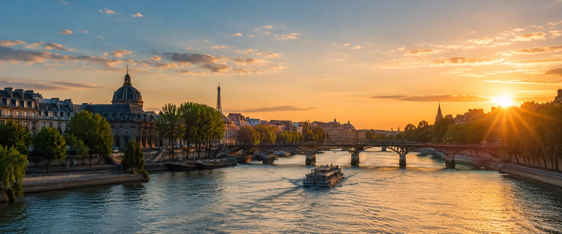 La Seine et l'Institut de France à Paris
